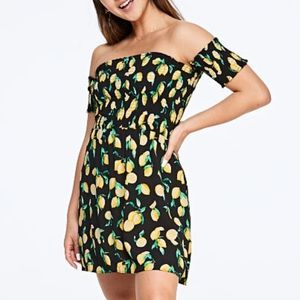 VS PINK Smocked Dress 🍋